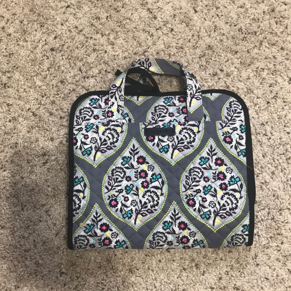vera bradley hanging travel bag